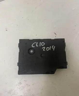 Renault Clio IV Ignition key card reader 285901391R
