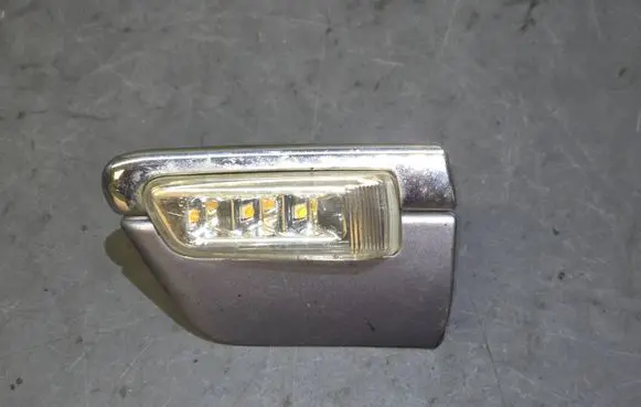 Audi A8 S8 D3 4E Front fender indicator light 4E0853973E