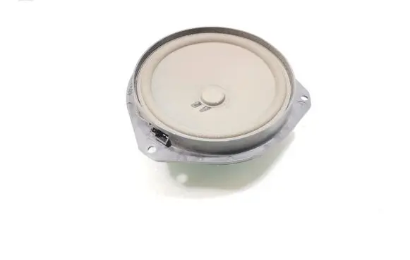 Alfa Romeo Giulietta Front door speaker 518302300