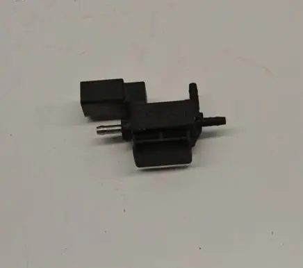 Audi A8 S8 D4 4H Turbo solenoid valve 06H906283B