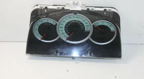 Toyota Corolla Verso E121 Speedometer (instrument cluster) 838000F050L