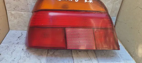 BMW 5 E39 Rear/tail lights 8358031