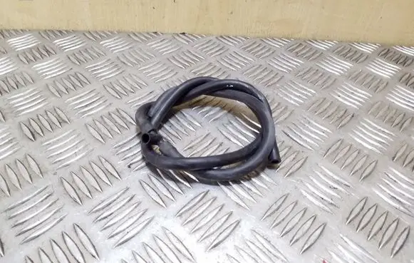 BMW 3 E90 E91 Windshield washer fluid hose 