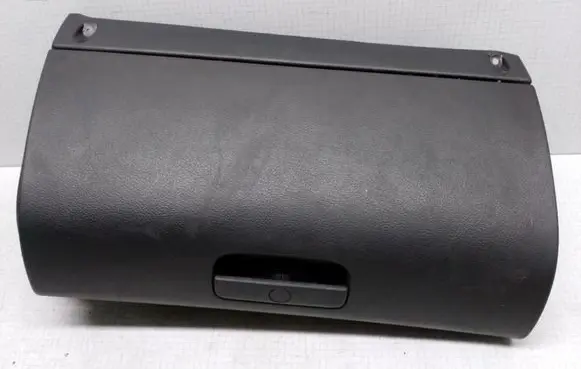 Skoda Octavia Mk1 (1U) Glove box set 1U1857103 1U1857097B