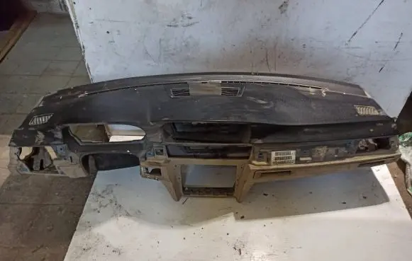 BMW 3 E90 E91 Dashboard 7077817 72758412