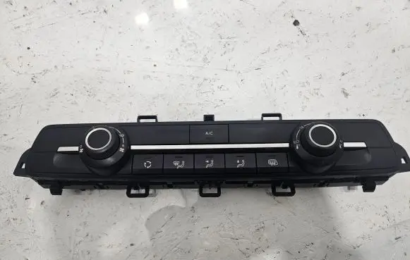 Peugeot Partner III Climate control unit 98340416ZD