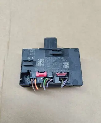 Skoda Yeti (5L) Door control unit/module 7N0959795E 840099409300