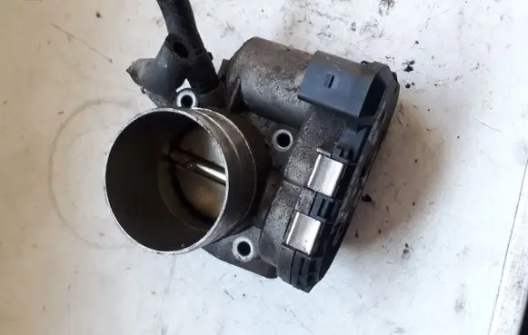 Audi A4 S4 B7 8E 8H Engine shut-off valve 