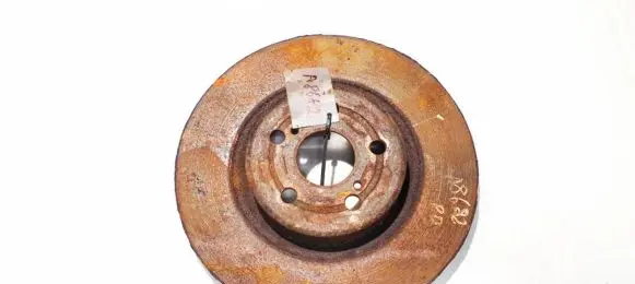Toyota Avensis T250 Front brake disc ventiliuojamas