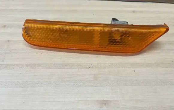 Porsche 911 996 Front indicator light 99663103303 99663104303 99663103702