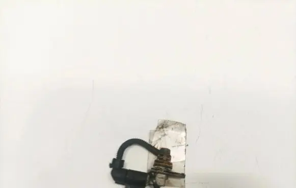 Volkswagen Touran I Camshaft position sensor 030907601d
