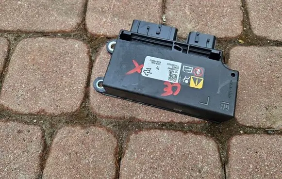 Opel Corsa E Airbag control unit/module 13511833