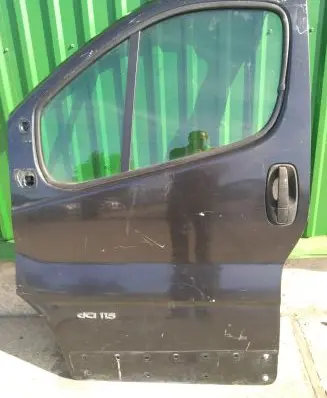 Nissan Primastar Front door