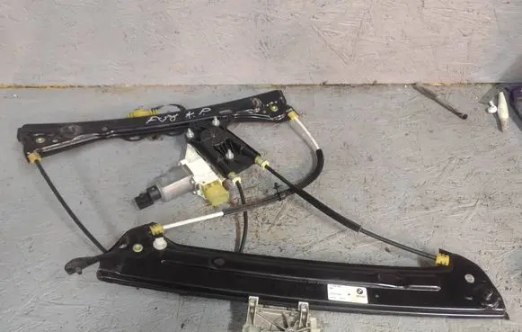 BMW 4 F36 Gran coupe Front door window regulator with motor 7365260 C13316105