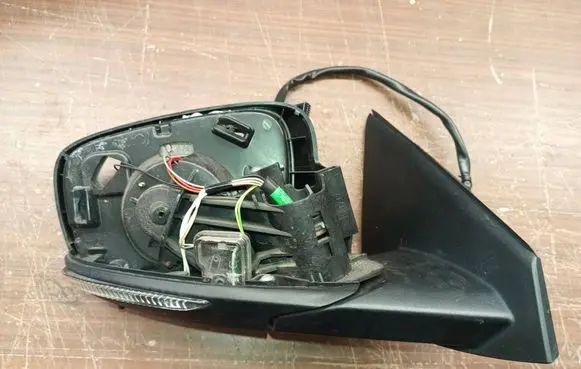 Renault Kadjar Front door electric wing mirror 963015540R 963015022R