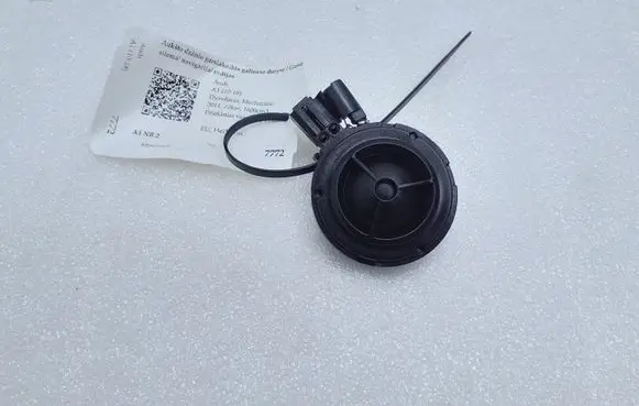 Audi A1 High frequency speaker in the rear doors 8X0035399A