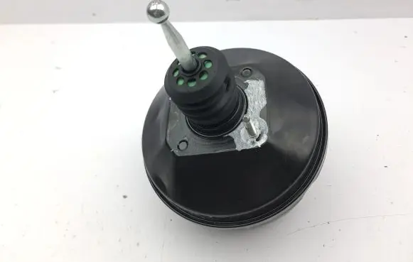 Volkswagen T-Roc Brake booster