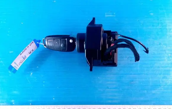 Audi A6 S6 C6 4F Ignition lock 4F0909131 4F0910131