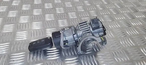 Hyundai i20 (PB PBT) Ignition lock zdc2