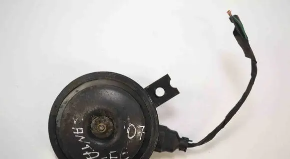 Hyundai Santa Fe Horn signal 9662026100