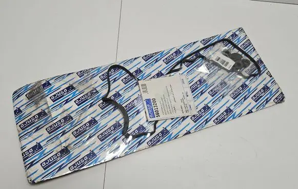 Mitsubishi Colt Rocker cam cover 56013200