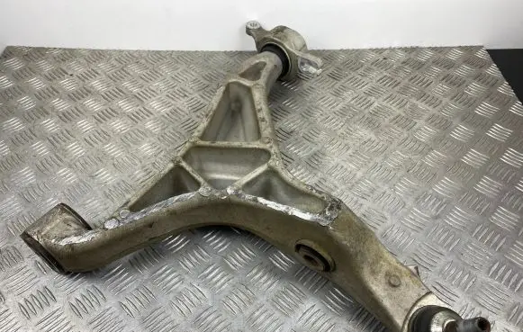 Jeep Grand Cherokee Front lower control arm/wishbone 04877716AB