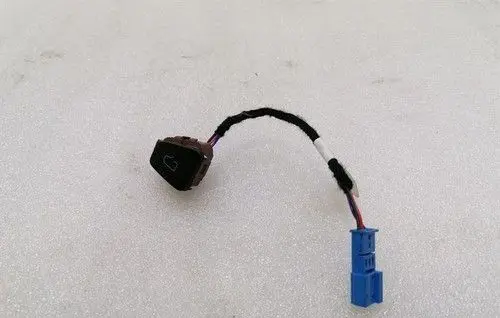 Tesla Model Y Switch for retractable tow bar 109495902E