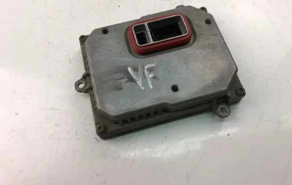 Audi A3 S3 8P Xenon control unit/module 1307329115