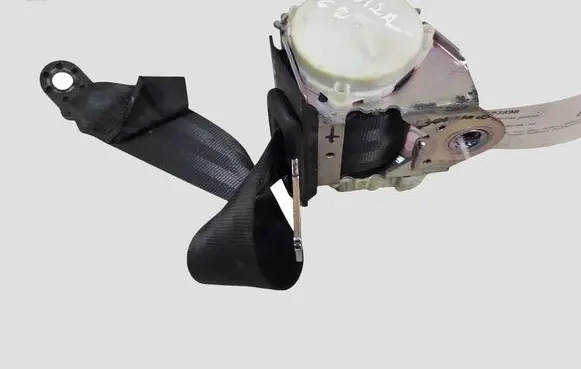 Seat Ibiza IV (6J,6P) Rear seatbelt 6J0857805A