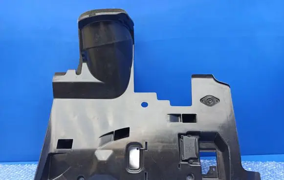 Dashboard lower bottom trim panel