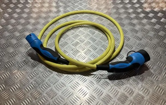 Mercedes-Benz CLA C118 X118 Electric car charging cable A0005832098