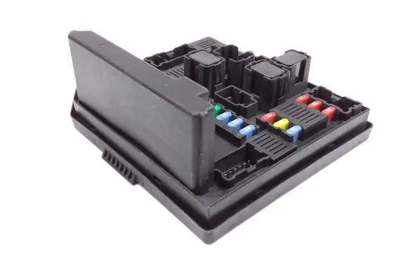Nissan Qashqai Fuse module 284B7JD000 519228043