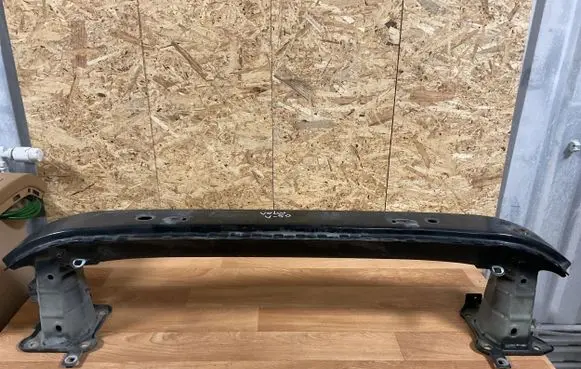 Volvo V50 Front bumper cross member 