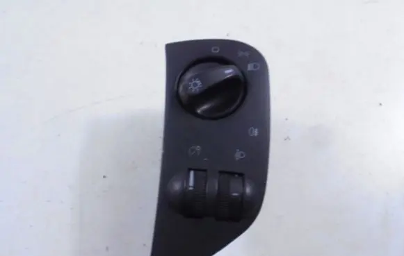Seat Ibiza II (6k) Light switch 6K1941531B