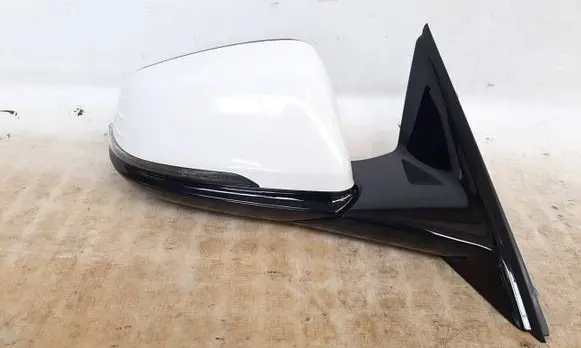BMW 1 F40 Front door electric wing mirror 