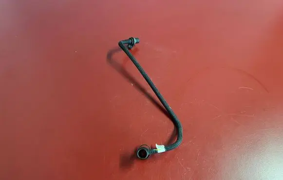 Breather/breather pipe/hose