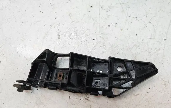 Suzuki SX4 Front bumper mounting bracket 7173255LA0