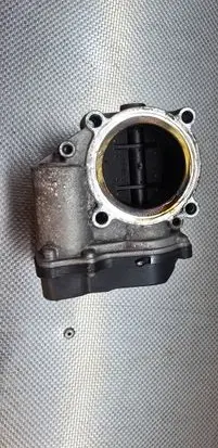 Audi A4 S4 B7 8E 8H Throttle valve 06F133062E