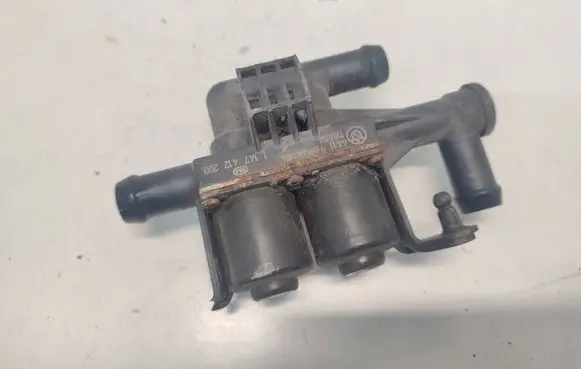 BMW 5 GT F07 Coolant heater control valve 64539119164 64114271156 64219310349