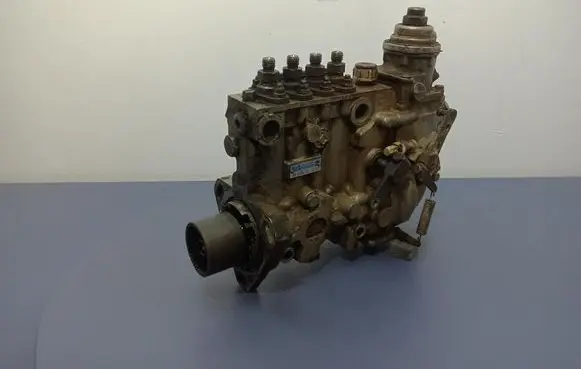 AC 428 Fuel injection high pressure pump 4M3176TC