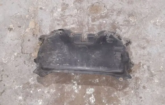 Mercedes-Benz SLK R172 Engine splash shield/under tray 1725200823 1725202023