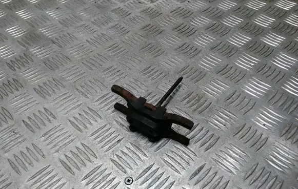 Ford Transit Fuel Injector clamp holder