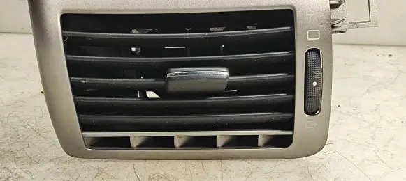 Peugeot 407 Dashboard side air vent grill/cover trim 9644589377 A1010005