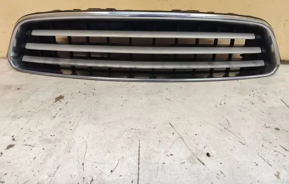 Mini Cooper Countryman R60 Front bumper upper radiator grill 9801581 9803635 M9801582