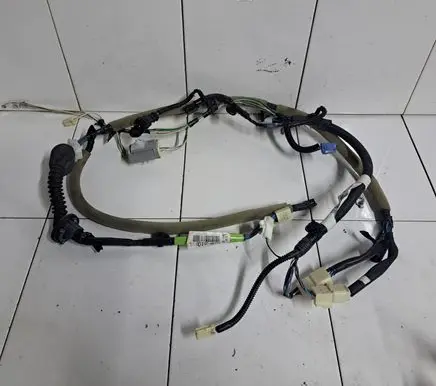 Toyota Avensis T250 Tailgate/trunk wiring harness 8218405100L 8218505080K