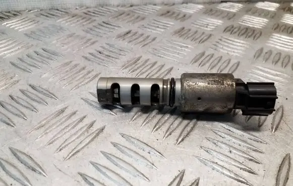Toyota Auris E180 Camshaft vanos timing valve 30T0505010H3
