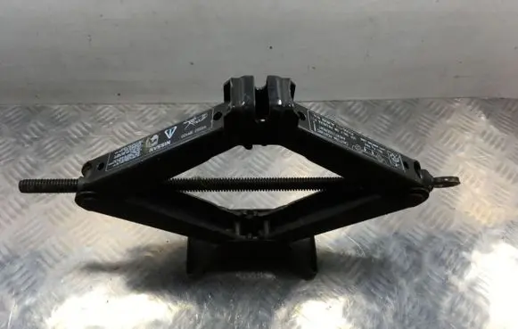 Nissan Almera N16 Lift Jack 99550BM400
