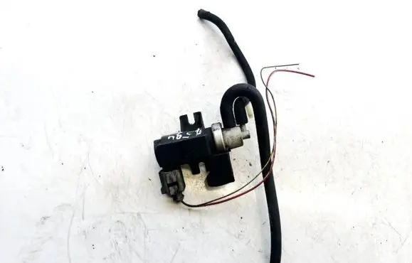 Audi A4 S4 B6 8E 8H Turbo solenoid valve