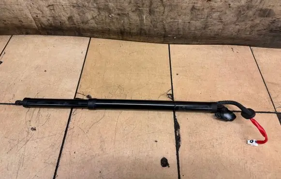 Mazda CX-5 II Tailgate/trunk/boot lift motor KB8C636EX