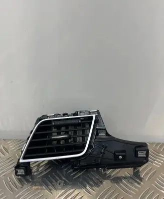 Audi A8 S8 D4 4H Dashboard side air vent grill/cover trim 4H1820901A 4H1820901B